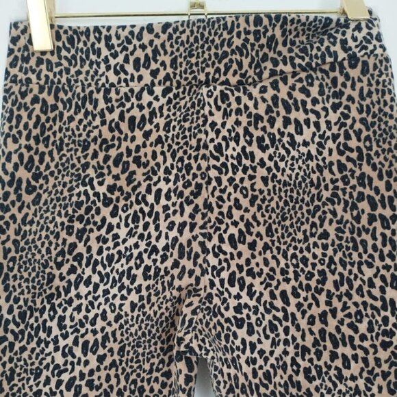Forever 21 Active Leopard Print Biker Shorts - Picture 5 of 6